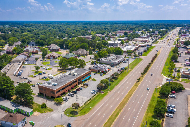894 Germantown Parkway OFFICE LEASE Eric Fuhrman, CCIM