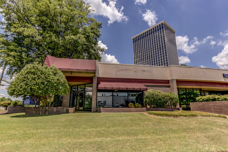 East Memphis Retail For Lease